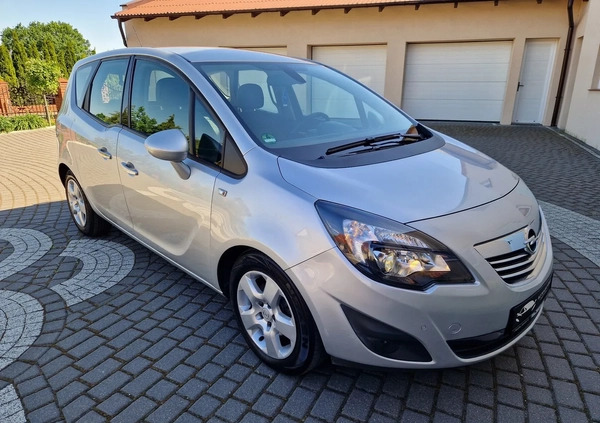 Opel Meriva cena 25500 przebieg: 118338, rok produkcji 2010 z Skaryszew małe 742